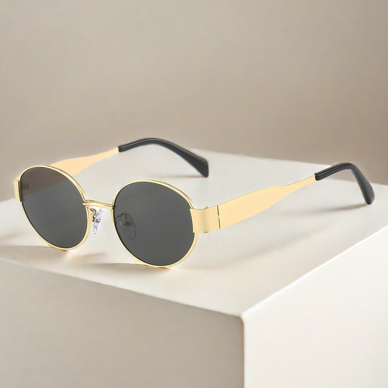 Vintage oval sunglasses by Turquoise Vintage