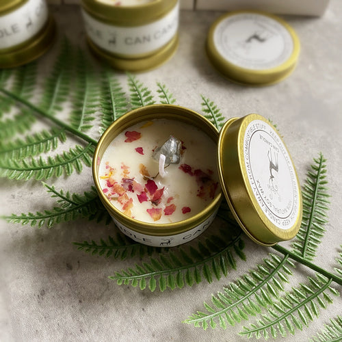 Crystal scented soy tin candle gift set with dried flowers and raw stones, view 2